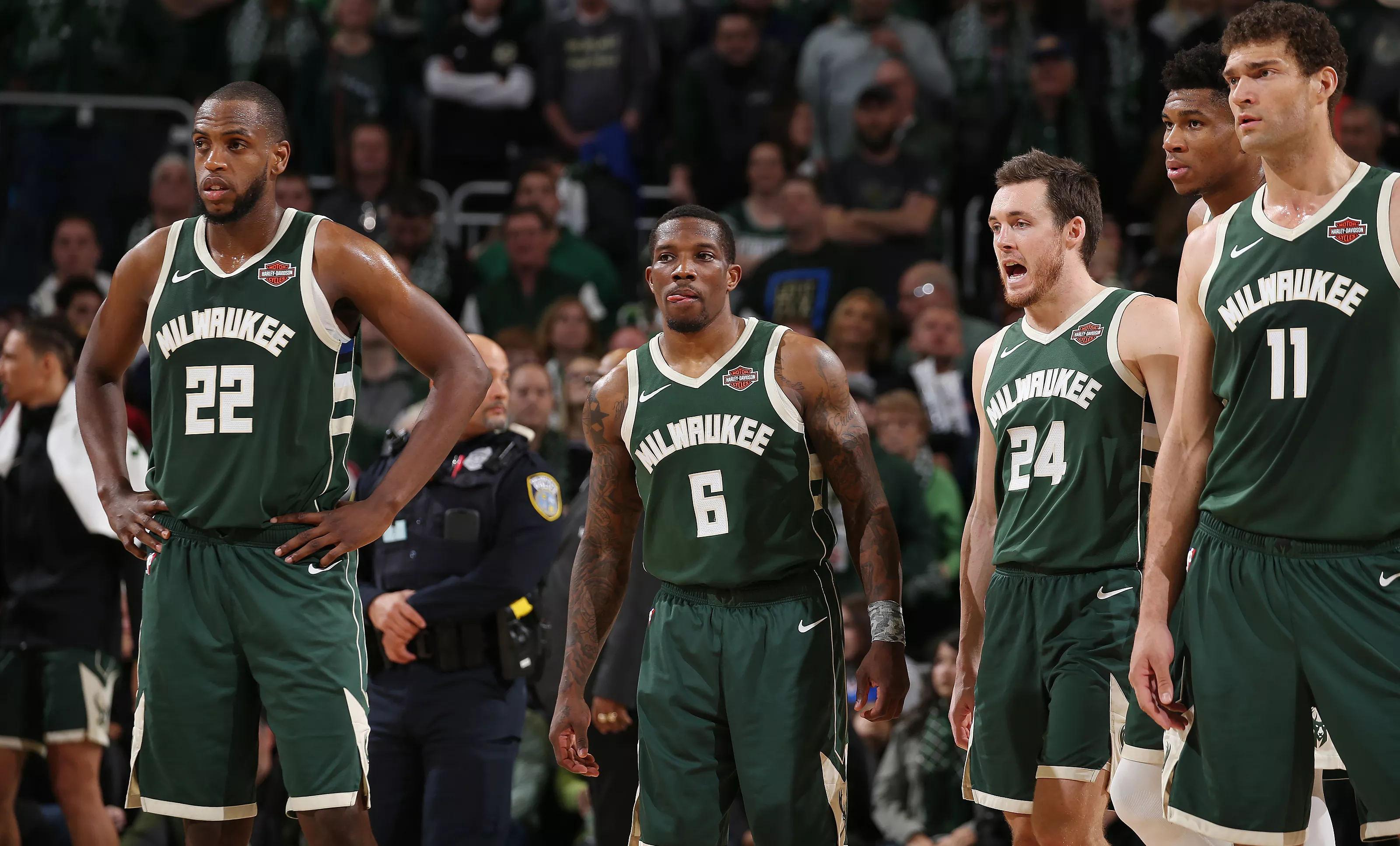 Karsa遭遇三连败，雄鹿教练面临压力！的简单介绍